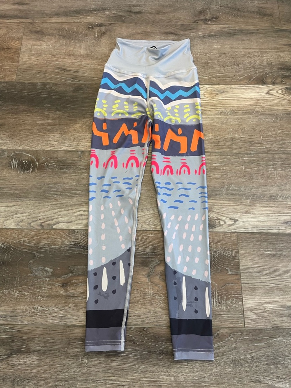 Wear AM Patterned High-Waist Leggings in Light Gray with Multicolor Print NWOT